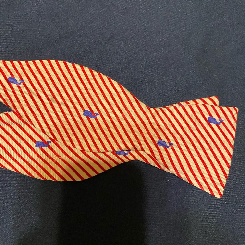 Vineyard Vines Bow Tie